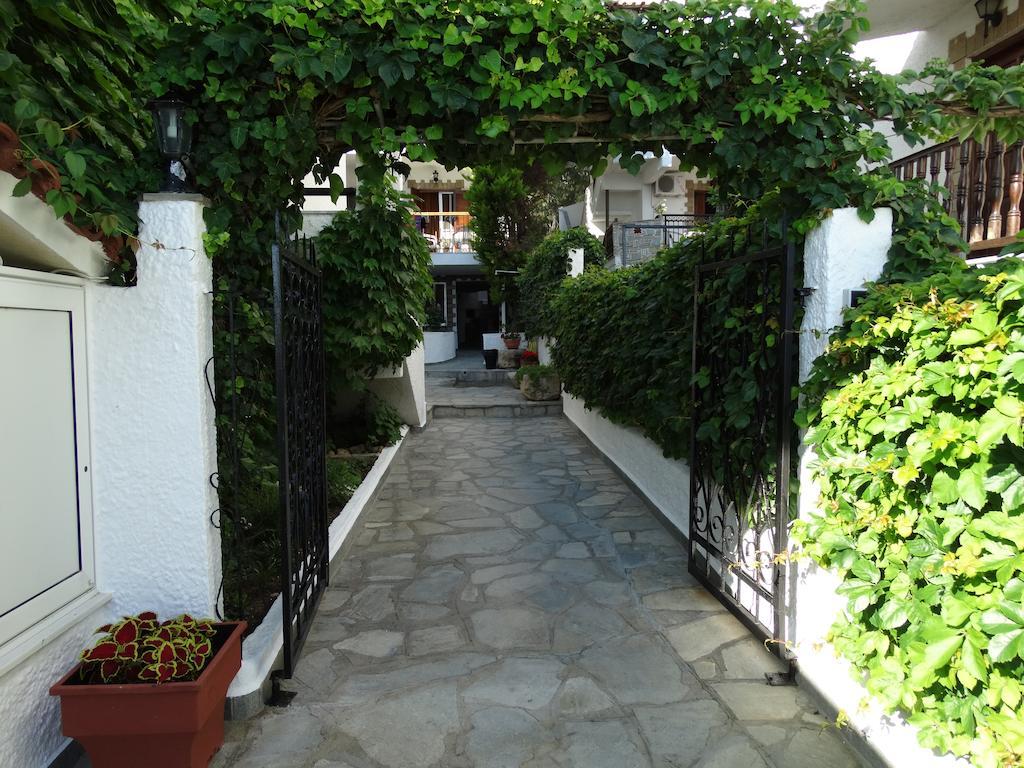 Argo Apartments Nea Poteidaia Dış mekan fotoğraf