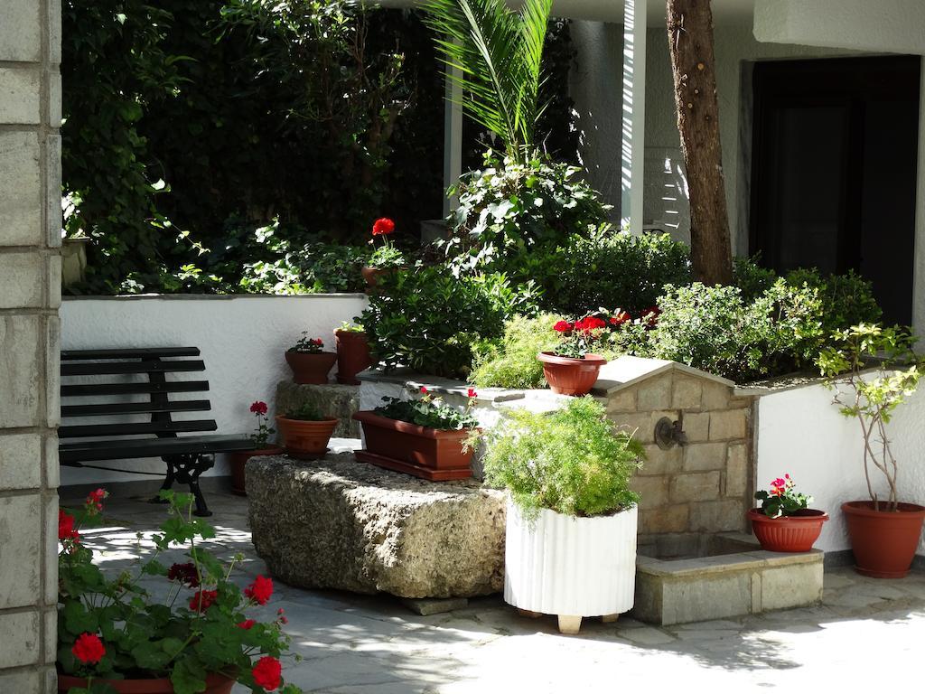 Argo Apartments Nea Poteidaia Dış mekan fotoğraf